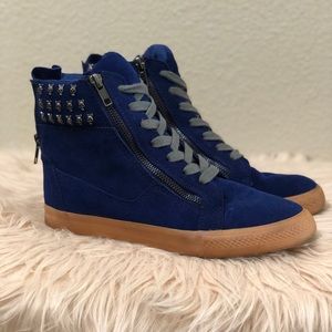 Royal blue Betsy sneakers